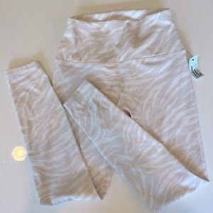 RBX NWT White and Taupe Zebra Leggings
